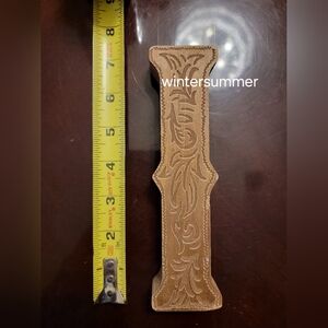 Santa Fe" monogram tabletop décor letter "I" by Ashland